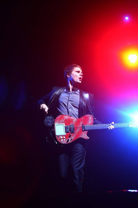 Muse - Matt Bellamy on Stage, 2009 Poster (1/5)