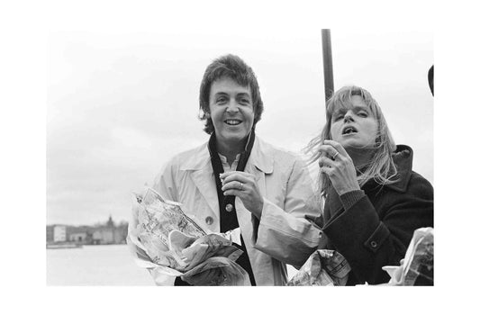 Paul McCartney - Having a Snack with His Wife Linda, England, 1978 Print