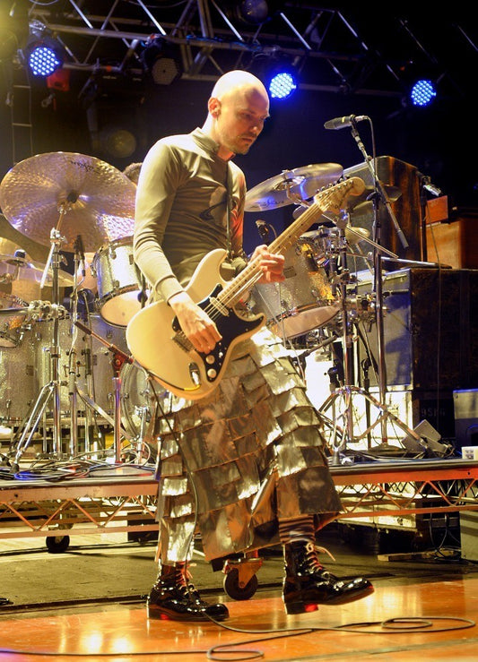 Smashing Pumpkins - Billy Corgan Playing Guitar Live, Australia, 2008 Poster (3/4)