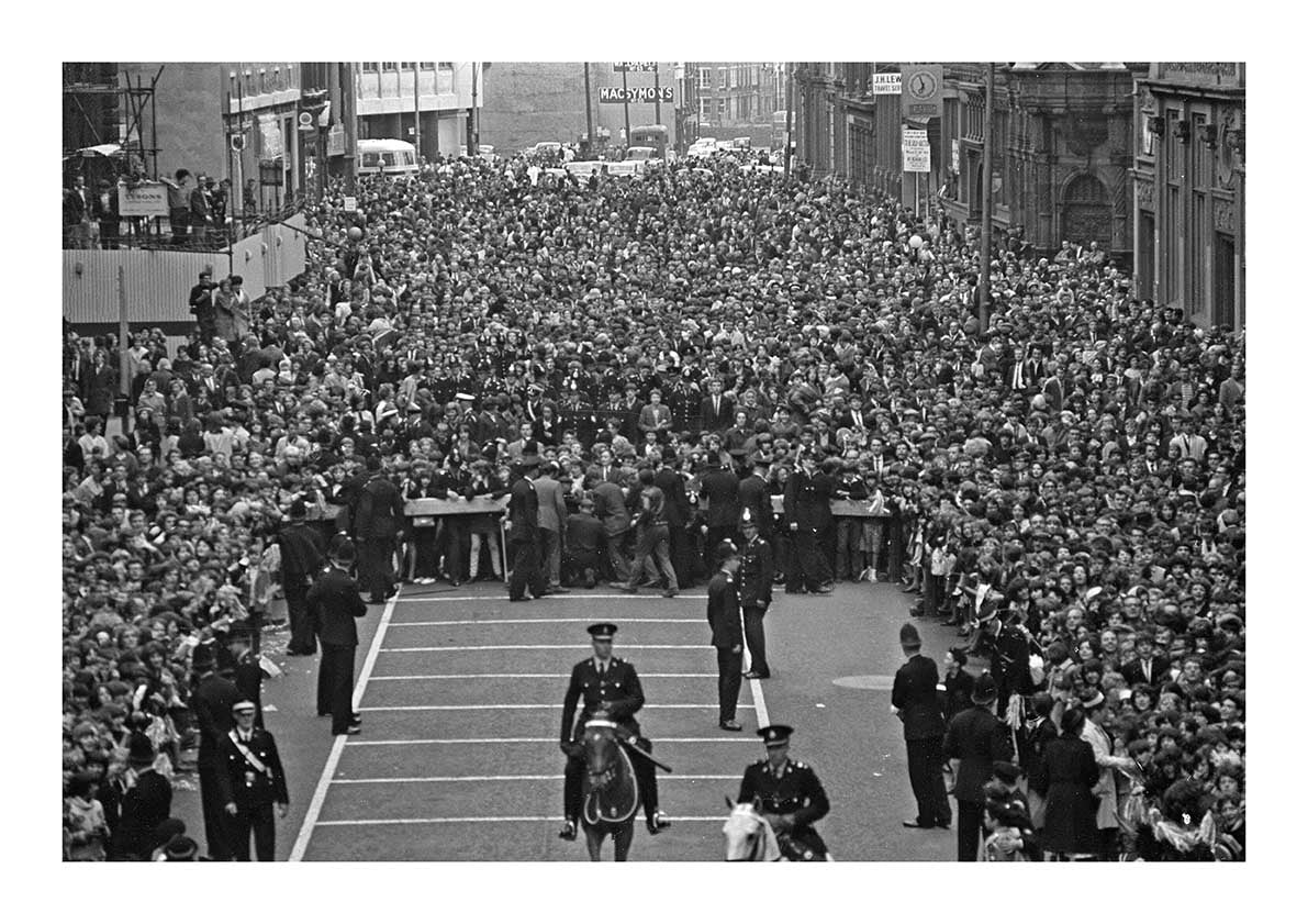 The Beatles - Crowds Gather Before the Premier of "A Hard Day's Night" Starts in Liverpool, 10th July 1964