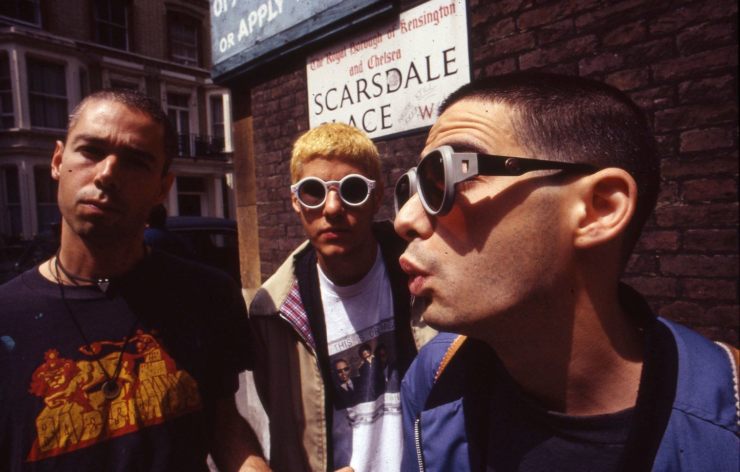 Beastie Boys - Outdoors in London, England, 1993 Poster (1/3)