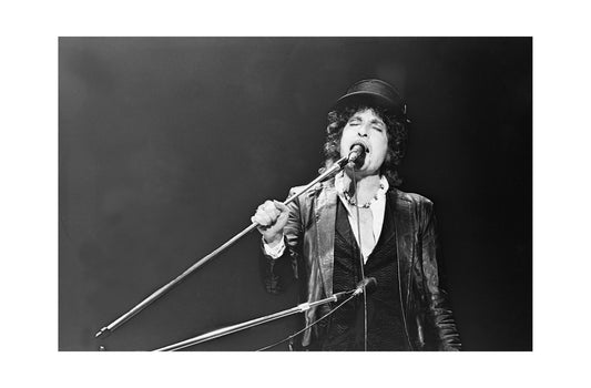 Bob Dylan - In a Black Suit and Top Hat, England, 1978 Print
