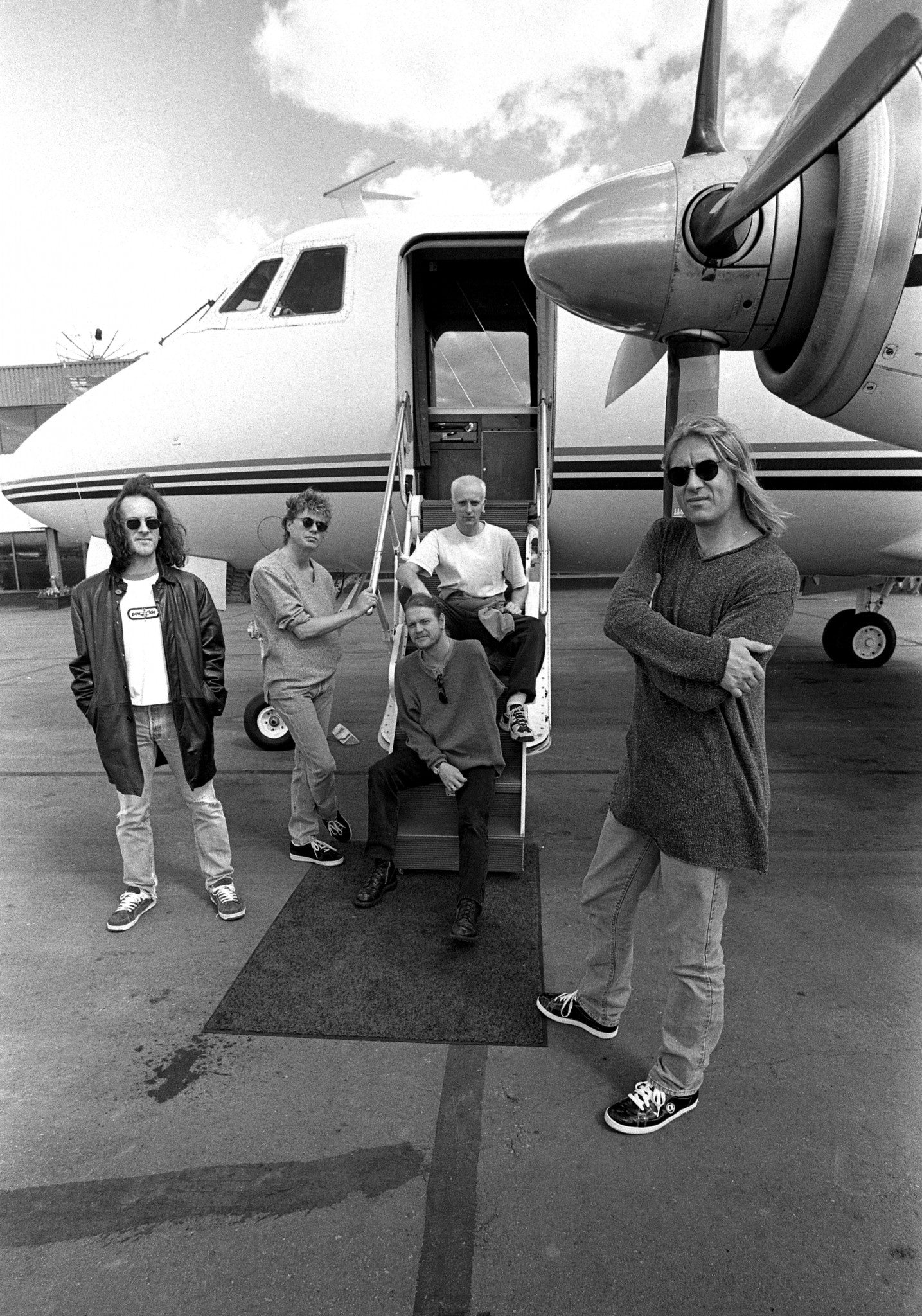 Def Leppard - Band Outside an Airplane, Canada, 1996 Poster