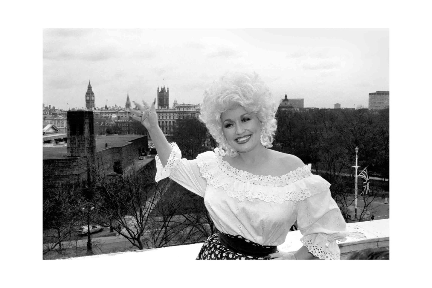Dolly Parton - Looking Gorgeous in London, England, 1983 Print 2
