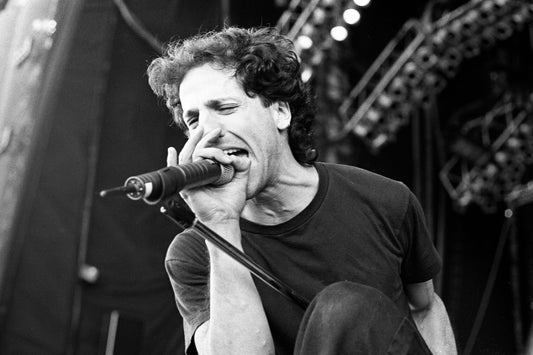 Extreme - Gary Cherone Singing on Stage, England, 1994 Poster (1/5)