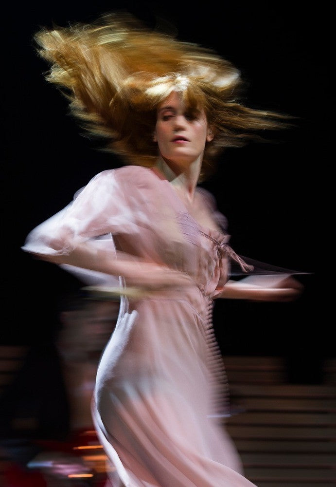 Florence And the Machine - Florence Welch Dancing on Stage, England, 2018 Poster 1