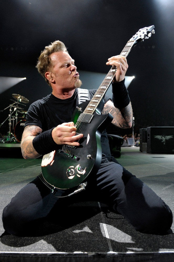 Metallica - James Hetfield Rocking on His Knees, Australia, 2010 Poster (7/7)