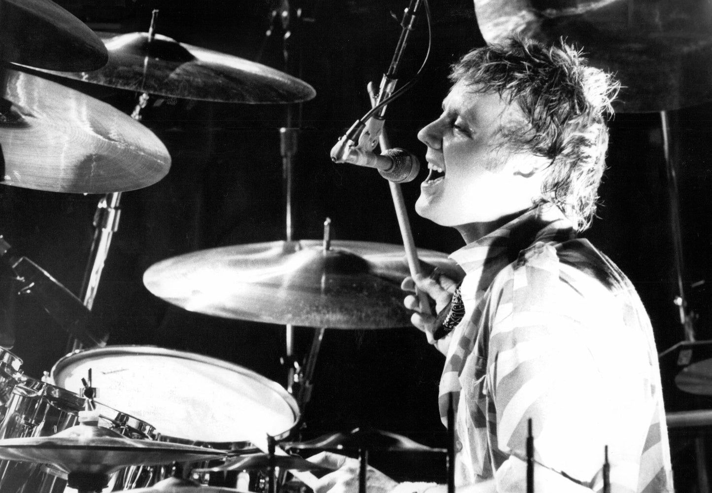 Queen - Roger Taylor Singing Behind the Drums, Austria, 1982 Print