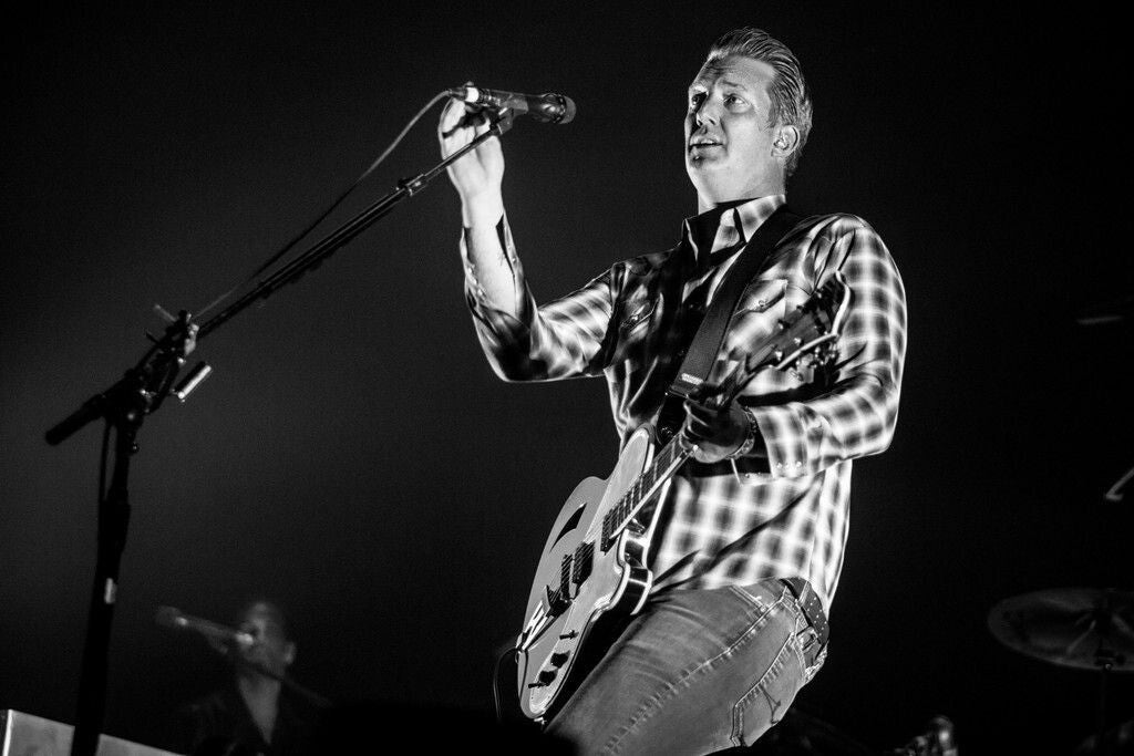 Queens Of The Stone Age - Josh Homme at Wembley Arena, England, 2013 Poster (13/13)