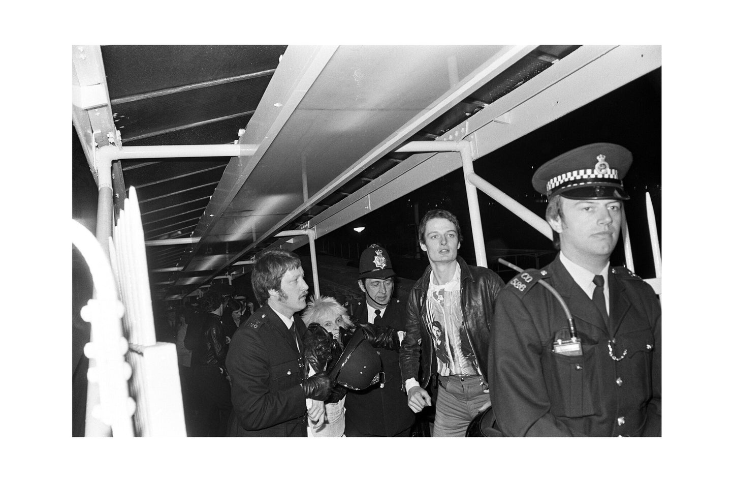 Sex Pistols - Vivienne Westwood Being Arrested, England, 1977 Print