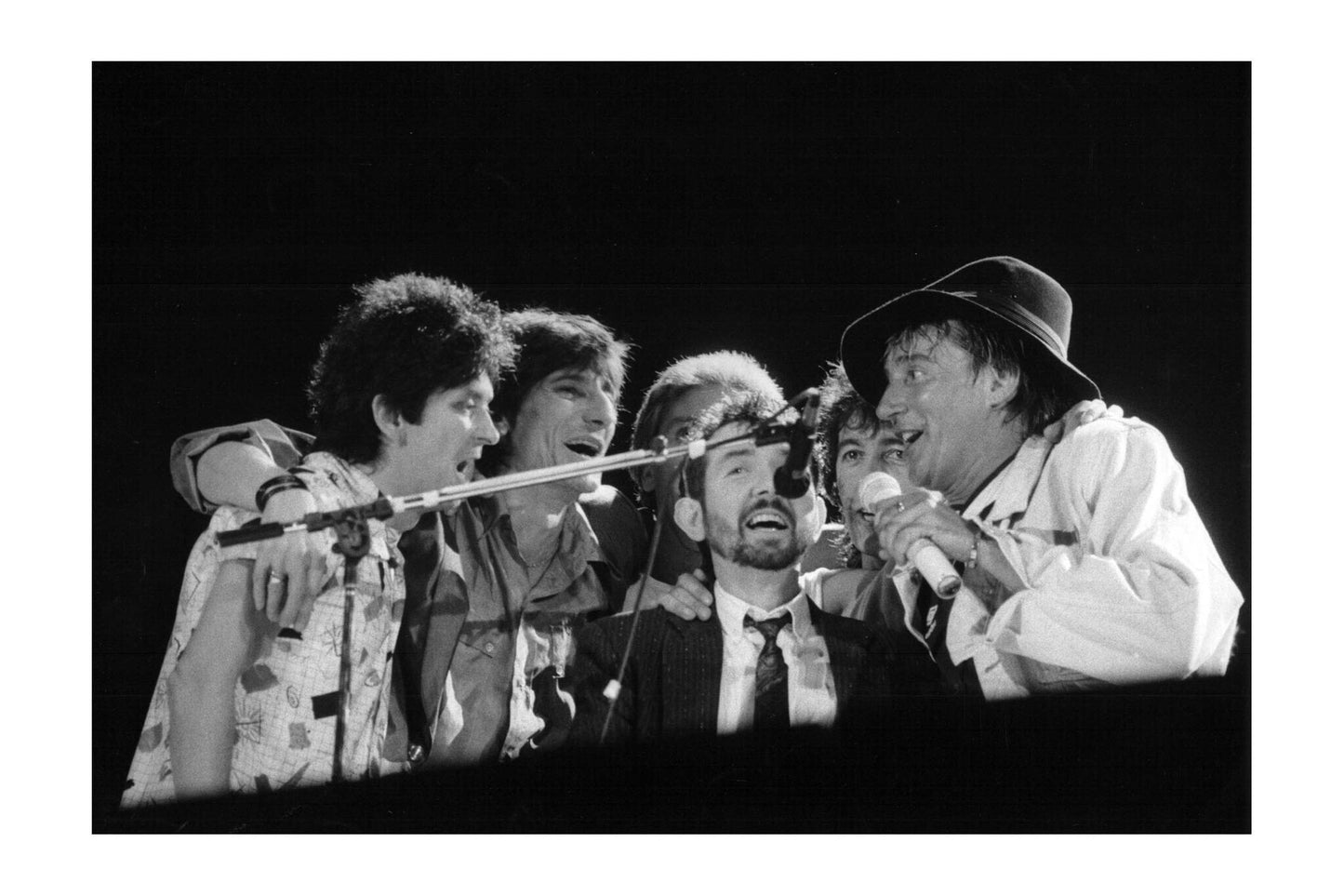 The Faces - Band Singing at the Piano on Stage, 1986 Print