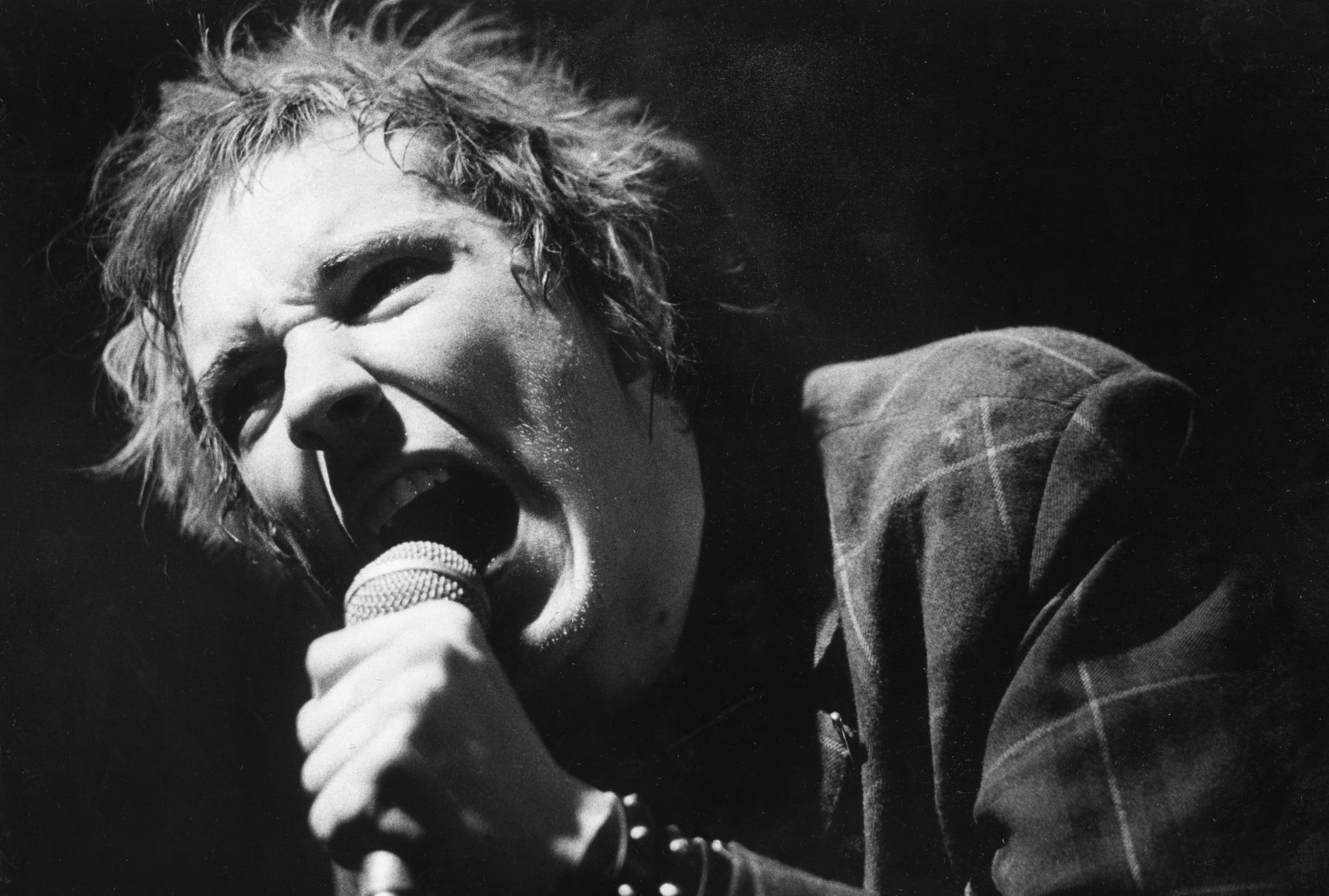 Sex Pistols - Johnny Rotten Screaming On Stage, 1978 Print – Burst Gallery